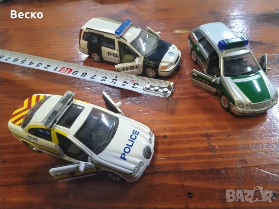 Полицейски колички колекция от различни народности и държави, снимка 1