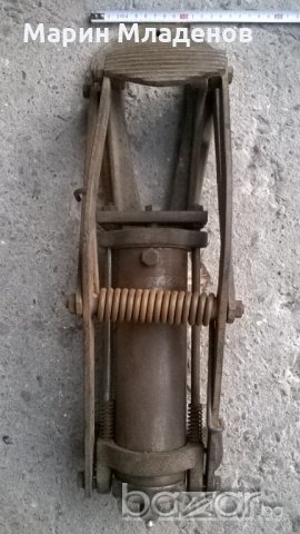 Стара помпа за гуми-кола,камион, снимка 2 - Други ценни предмети - 19089246