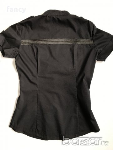 Вталена риза с къс ръкав, снимка 4 - Ризи - 18418438