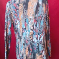 Цветна еластична блуза с дълъг ръкав ХЛ, снимка 2 - Блузи с дълъг ръкав и пуловери - 22191562