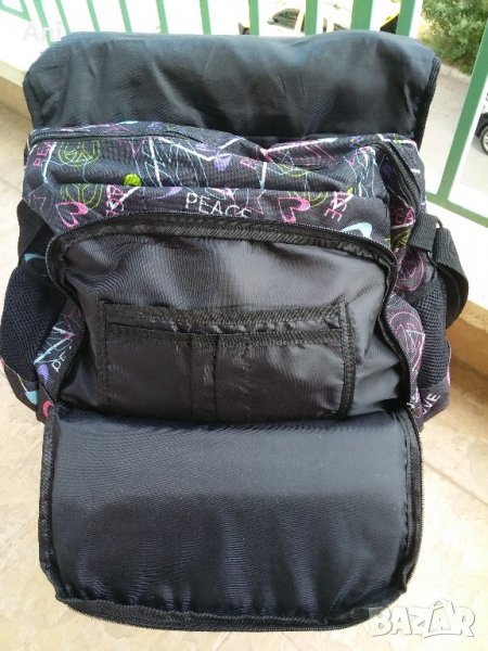 Чанта през рамо-нова-свеж дизайн- размери: Д=45,В=30,Дълбочина=20-25см., снимка 1