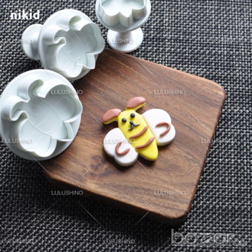 3 бр пчела пчели пчелички разперени форми с бутало резец за украса декор торта фондан , снимка 1