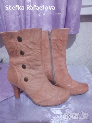Бежови дамски боти №35