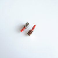 Малък ключ 25x8x8mm с 2 положения задържащ червен H=13mm, снимка 1 - Ключове - 17441807