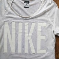 Nike - страхотна дамска  тениска, снимка 7 - Тениски - 25279771