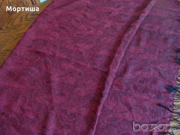  Кашмир и коприна великолепен дамски шал , снимка 4 - Шалове - 19563128