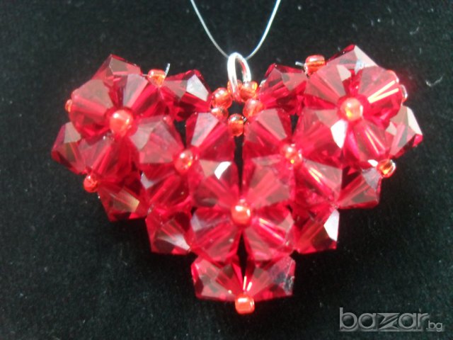 Сърце с кристали Сваровски 002, снимка 6 - Колиета, медальони, синджири - 7419570