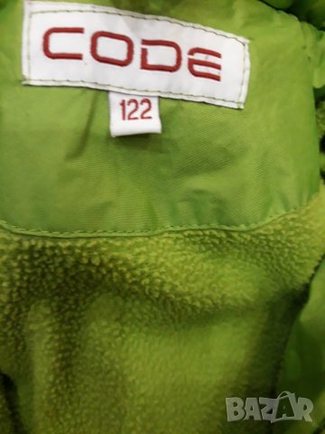 Детско зелено яке за момиче с цветя марка Code , снимка 3 - Детски якета и елеци - 23455048