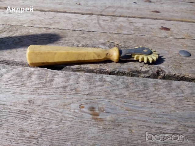 Пчеларски инструмент, снимка 3 - Антикварни и старинни предмети - 19314971