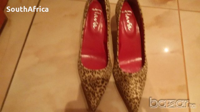 Леопардови обувки, снимка 1 - Дамски обувки на ток - 20952182