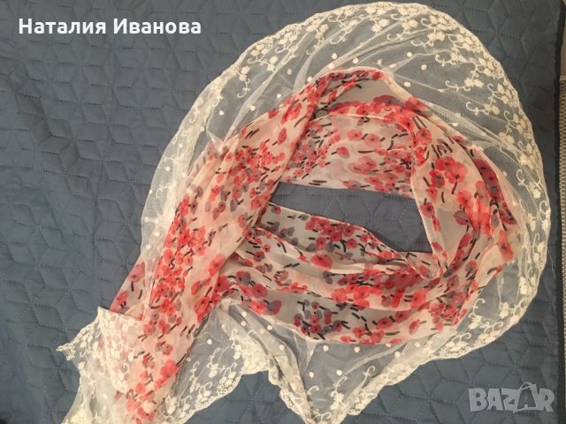 Красив дамски шал с флорални мотиви, снимка 2 - Шапки - 25865304
