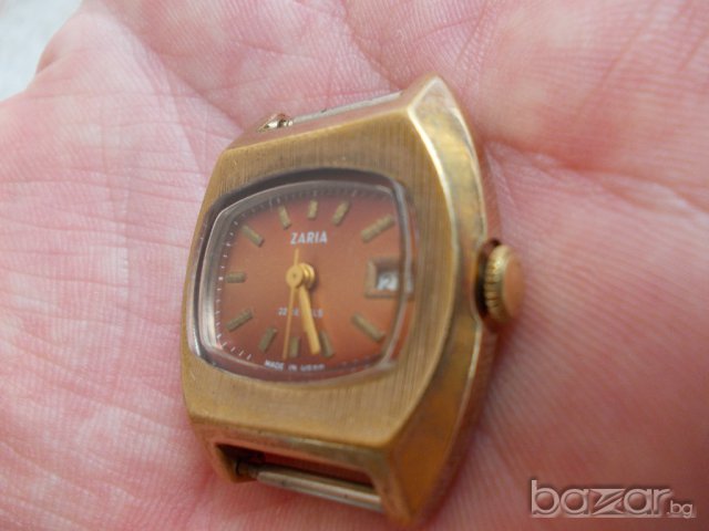 Часовник Заря - дамски с позлата. , снимка 3 - Антикварни и старинни предмети - 15532996