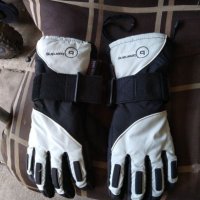 Ръкавици за ски , снимка 1 - Спортна екипировка - 22270359