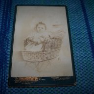 Стара фотография "Бебе в количка", снимка 1 - Антикварни и старинни предмети - 13913739