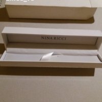 Кутия за часовник-"Nina Ricci"- оригинал-1., снимка 2 - Други - 22175914