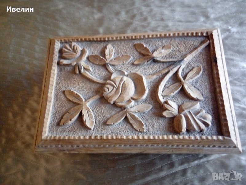 стара дървена кутия, снимка 1