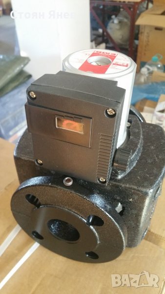 Циркулационна помпа Wilo/EMB TOP-S40/4, снимка 1