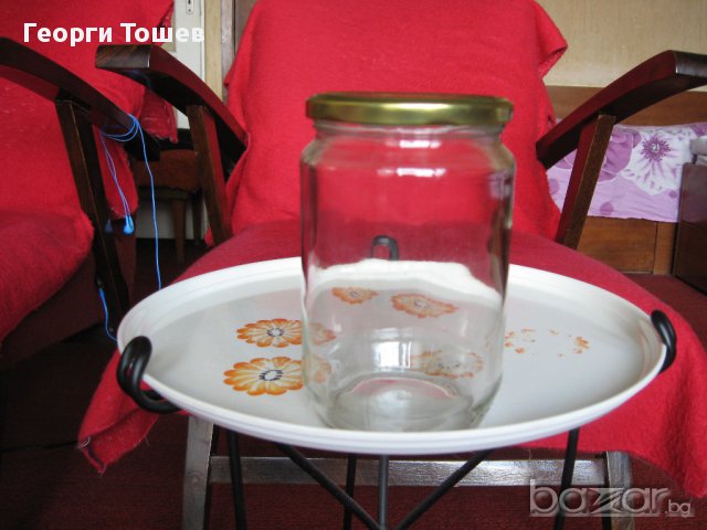 Продавам стъклени буркани,  метални капачки на винт и метални капачки тип ОМНИЯ., снимка 3 - Други - 10829674