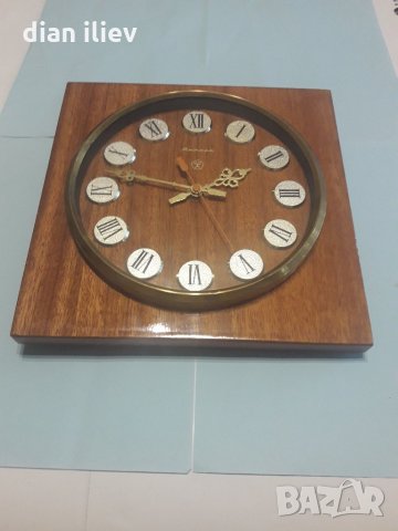 Ретро стенен часовник-Янтар 
