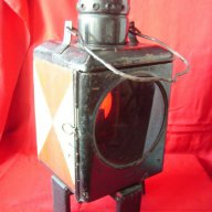 Старинен немски железничарски фенер с емайлиран рефлектор., снимка 1 - Антикварни и старинни предмети - 16632176