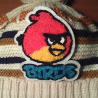 Зимна шапчица Angry Birds, снимка 2 - Шапки, шалове и ръкавици - 23691971