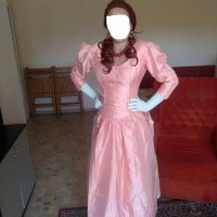 Бална рокля във викториански стил в коралов цвят, снимка 1 - Рокли - 11690435