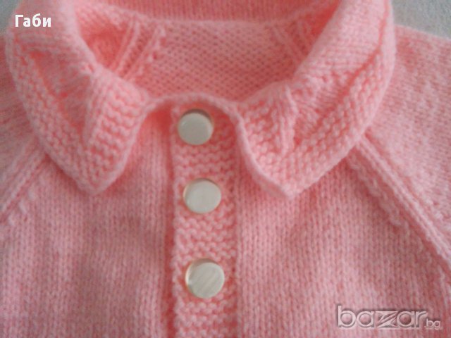 Ръчно плетена бебешка жилетка, снимка 3 - Жилетки и елечета за бебе - 16391446