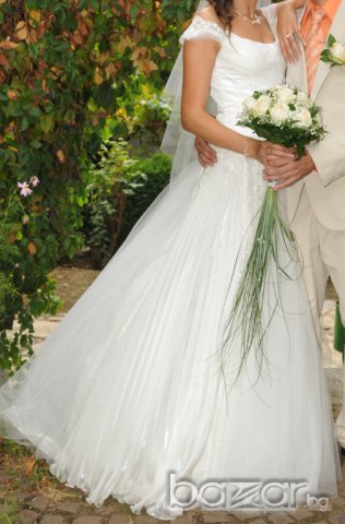 дизайнерска булченска рокля и аксесоари, снимка 11 - Рокли - 6873652