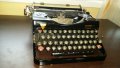 Пишеща машина ADLER, снимка 1 - Антикварни и старинни предмети - 23583234