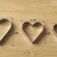 3 бр среден размер сърце сърца метални форми резец за сладки бисквитки бисквити мъфини фондан, снимка 1 - Форми - 20610061