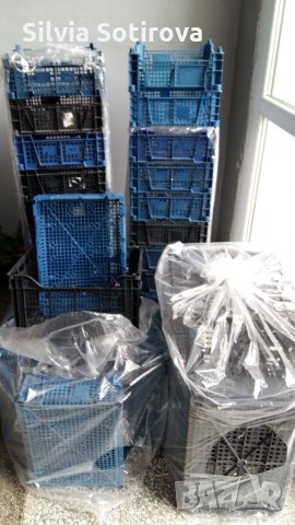 ПРОДАВАМ КАСЕТКИ И КУТИИ ОТ МАСЛИНИ