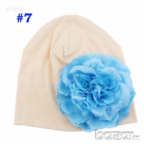 Кафява красива детска шапка с нежно цвете , снимка 7 - Шапки, шалове и ръкавици - 16856891