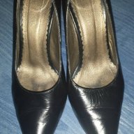 Страхотни италиански обувки, черни, 38 н-р, снимка 1 - Дамски обувки на ток - 16243014