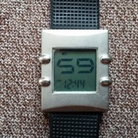 Часовник Miriale, снимка 1 - Други - 22139580