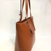 Дамска чанта от кожа, снимка 2 - Чанти - 19911437