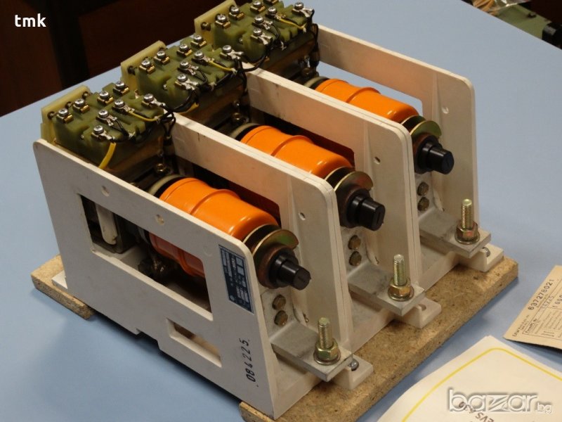 Вакуумен прекъсвач EVS 400 A, снимка 1