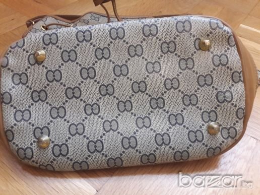 Продавам дамска чанта, снимка 7 - Чанти - 21307208