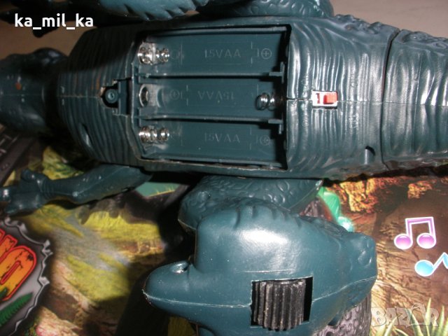 Детска Играчка-Динозавър-със звук и светлини, снимка 8 - Музикални играчки - 25179460