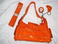 НОВА Дамска чанта Оранж с лак релеф за през рамо - Внос, снимка 3