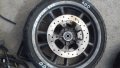 Предна гума с джанта, снимка 1 - Гуми и джанти - 18193043
