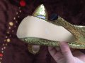 Златни обувки с ток. Размер 35, снимка 4