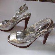  Елегантни дамски обувки и сандали 3 чифта, снимка 3 - Сандали - 11828775