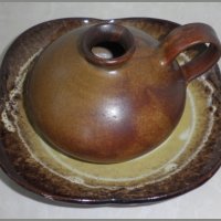 Лот:керамична чиния + керамичен свещник с дръжка, снимка 1 - Декорация за дома - 23232604