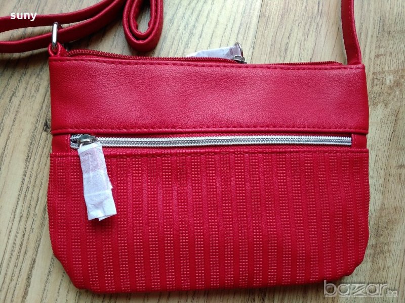 Нова червена чанта за през рамо, снимка 1