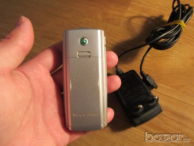 Телефон с копчета  SONY ERICSSON T105, сони ериксон Т105 модел 2003 г.син дисплей- работещ., снимка 3 - Sony Ericsson - 17342189