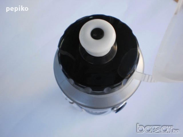 Продавам колела внос от Германия стойка и бидонче за велосипед,за течности, снимка 5 - Аксесоари за велосипеди - 12653101