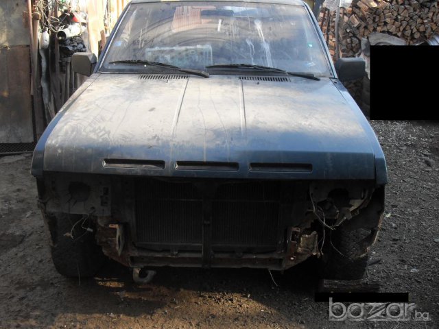   Продавам на части Нисан Терано 2400 бензин и 2700 тд 92 г / Nissan Terrano, снимка 7 - Автомобили и джипове - 7005930