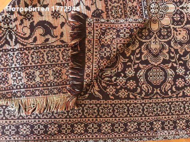 Домашно тъкан двулицев жакардов килим 1,35 /2,50 м, като нов, снимка 5 - Килими - 22796317