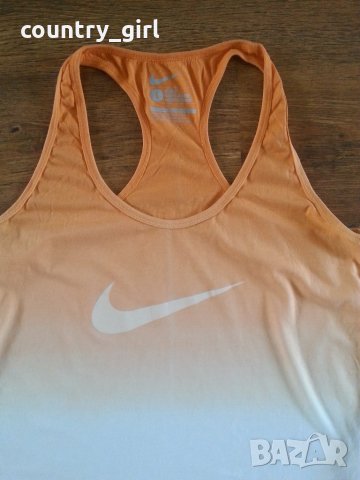 Nike  - страхотен дамски потник, снимка 3 - Потници - 22342805