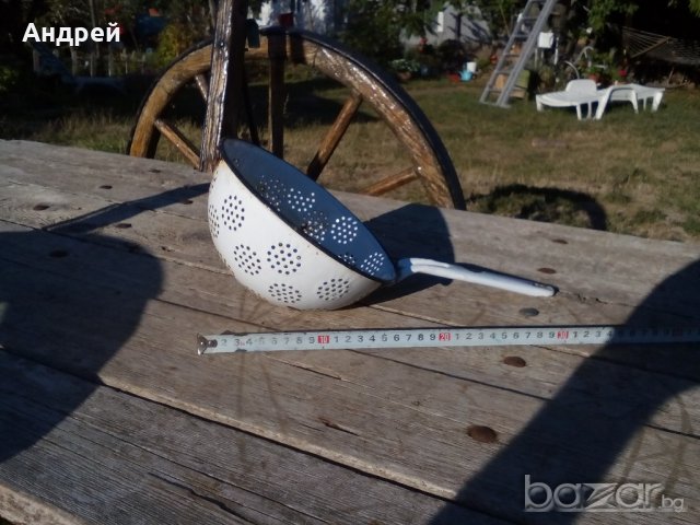 Емайлиран гевгир, снимка 3 - Антикварни и старинни предмети - 19301424